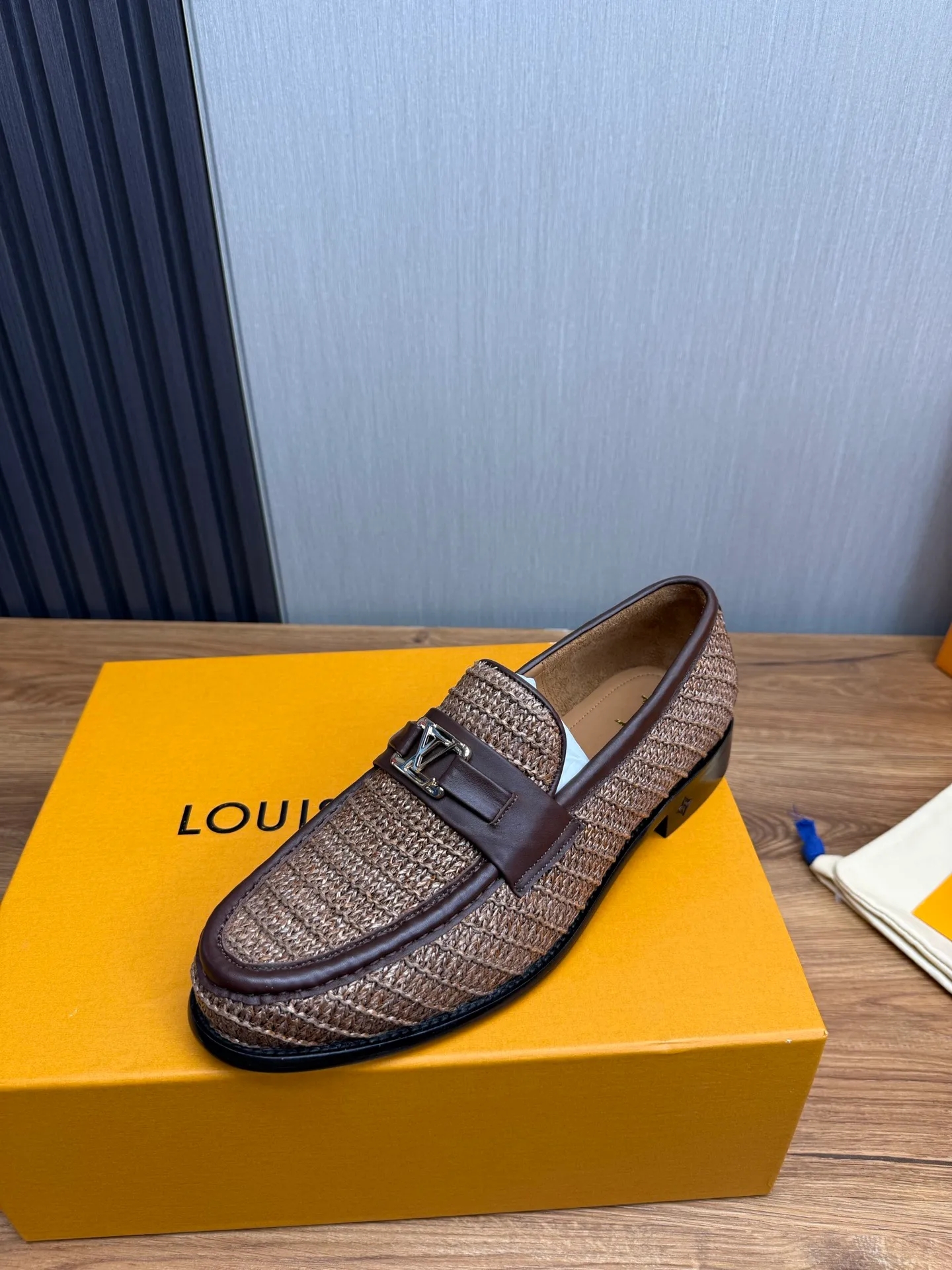 Factory 680💰 LV. Men's business casual leather shoes, all made of imported original brand leather, just to create a more comfortable wearing experience, original non-slip and wear-resistant outsole ✔️16-45 (38.45 non-returnable)